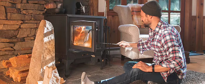 Fireplace Chimney Maintenance in Wyandotte, Michigan